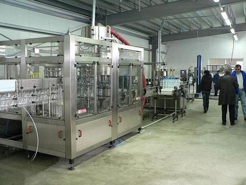 Линия розлива газированных напитков с триблоком