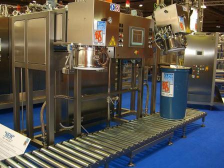 Двухголовочная машина асептической фасовки