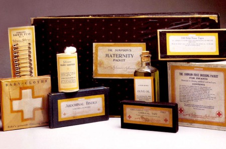 Первая продукция для детей Johnson & Johnson