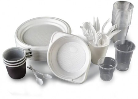 Одноразовая пластиковая посуда